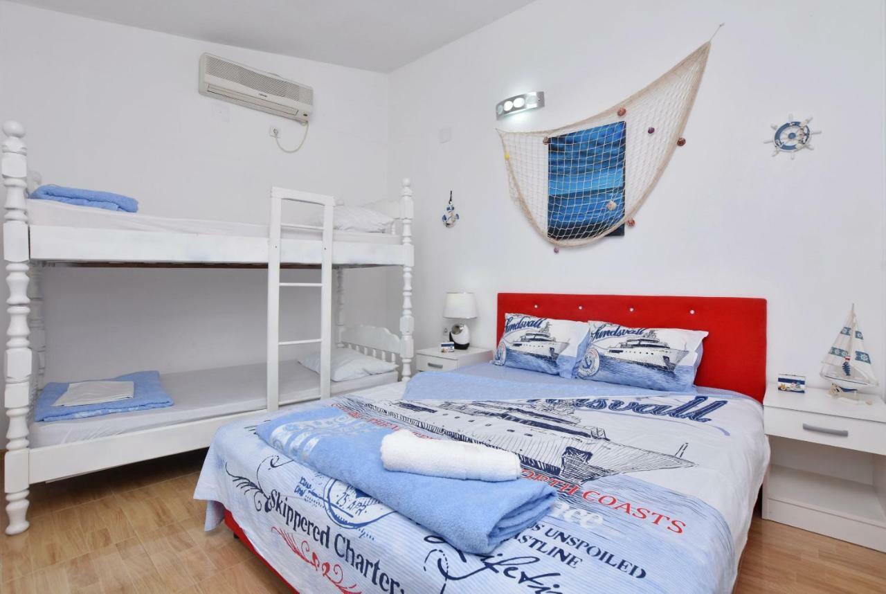 Apartments Siljak Petrovac Екстериор снимка