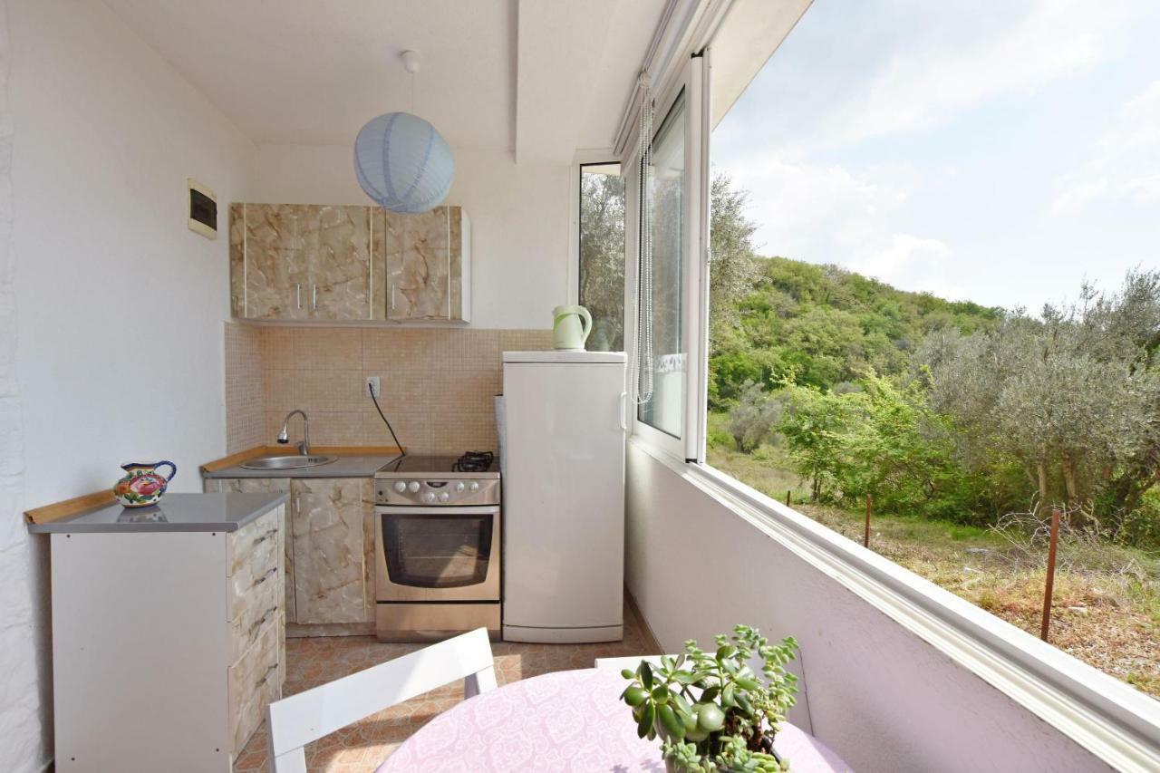 Apartments Siljak Petrovac Стая снимка