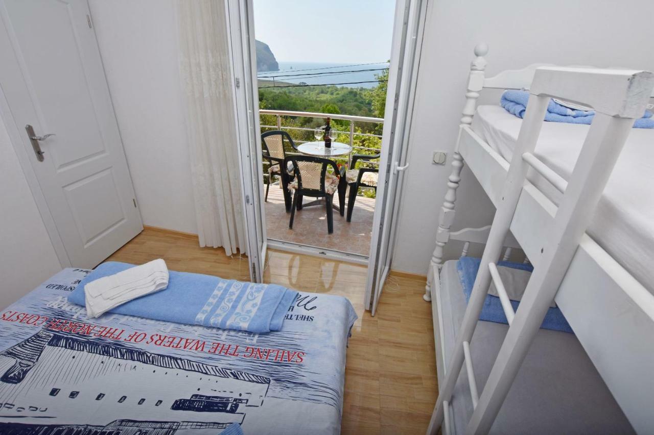 Apartments Siljak Petrovac Екстериор снимка