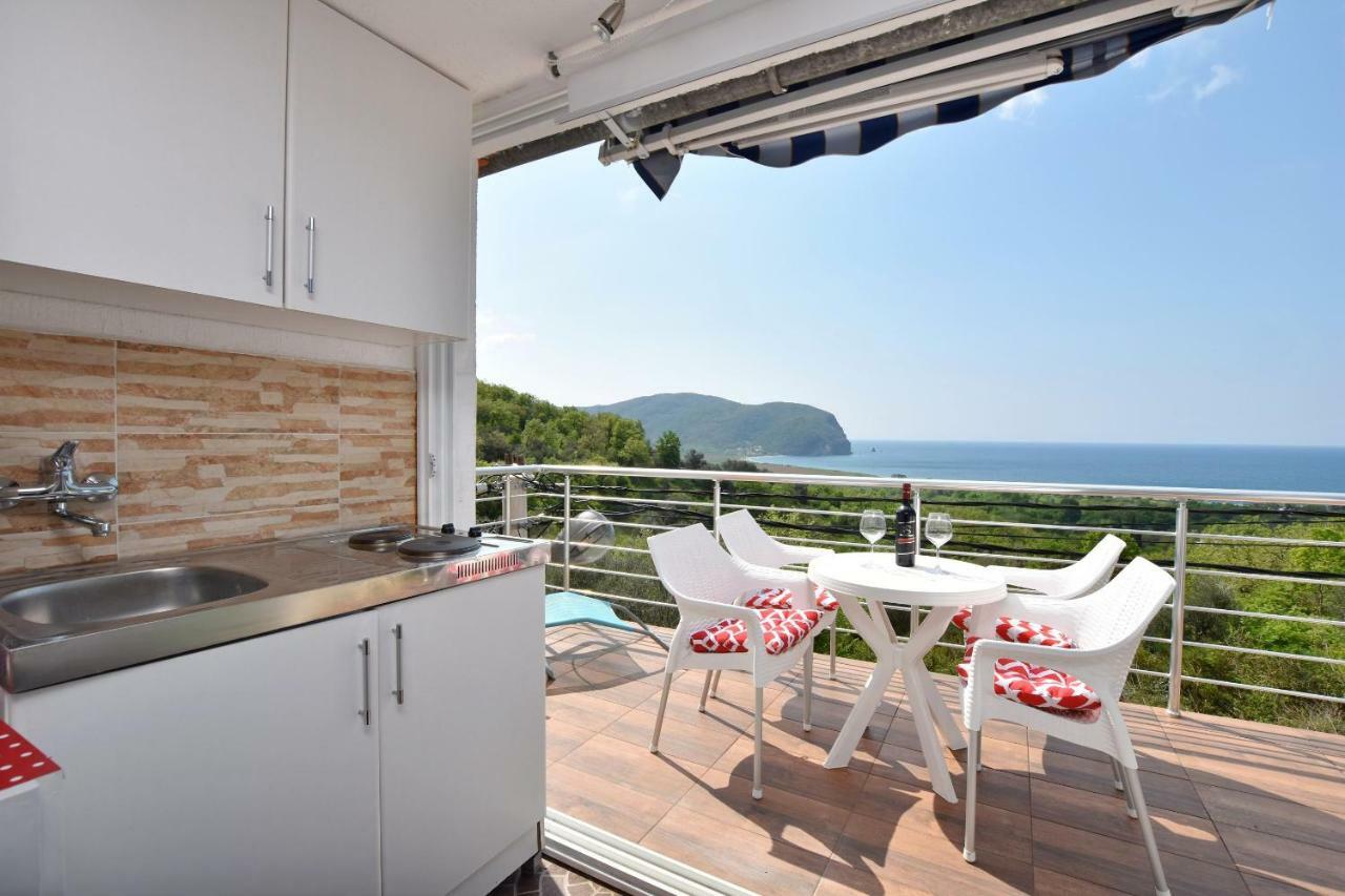 Apartments Siljak Petrovac Екстериор снимка