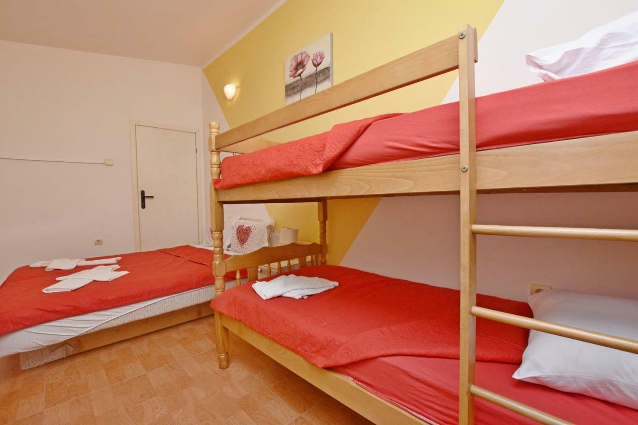 Apartments Siljak Petrovac Екстериор снимка