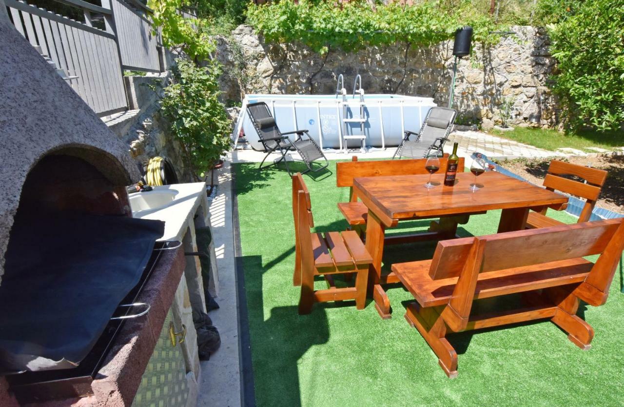 Apartments Siljak Petrovac Екстериор снимка